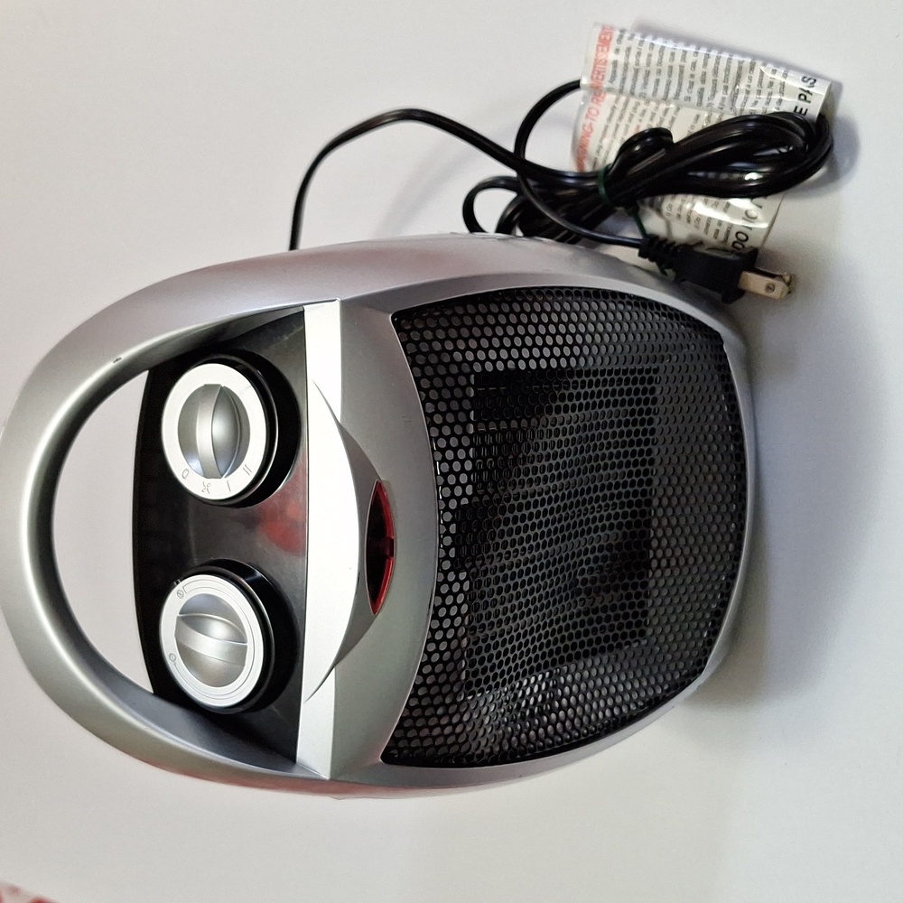 Rintuf Compact 1500W Heater Fan